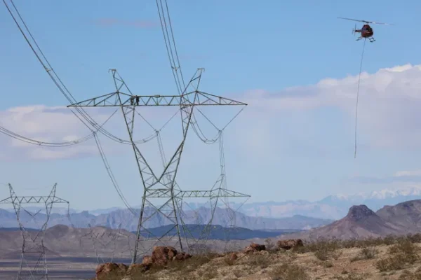 Міністерство енергетики скасовує позику в розмірі 1,8 мільярда доларів державній службі Арізони на передачу, відновлювані джерела енергії та зберігання