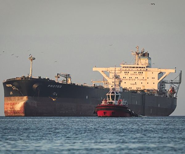 Нафта зросла на 4% до максимуму за 5 місяців через занепокоєння нападом на Іран