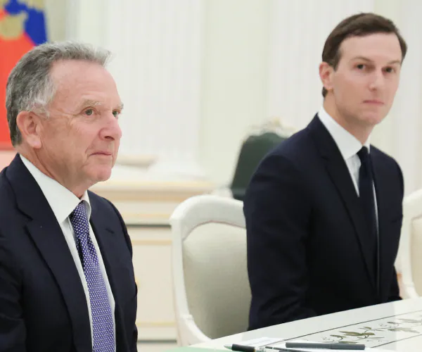 Союзники Трампа бачать можливість у Росії; Інвестори бачать ризик