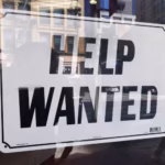 Заяви про безробіття зросли найбільше за 2 місяці