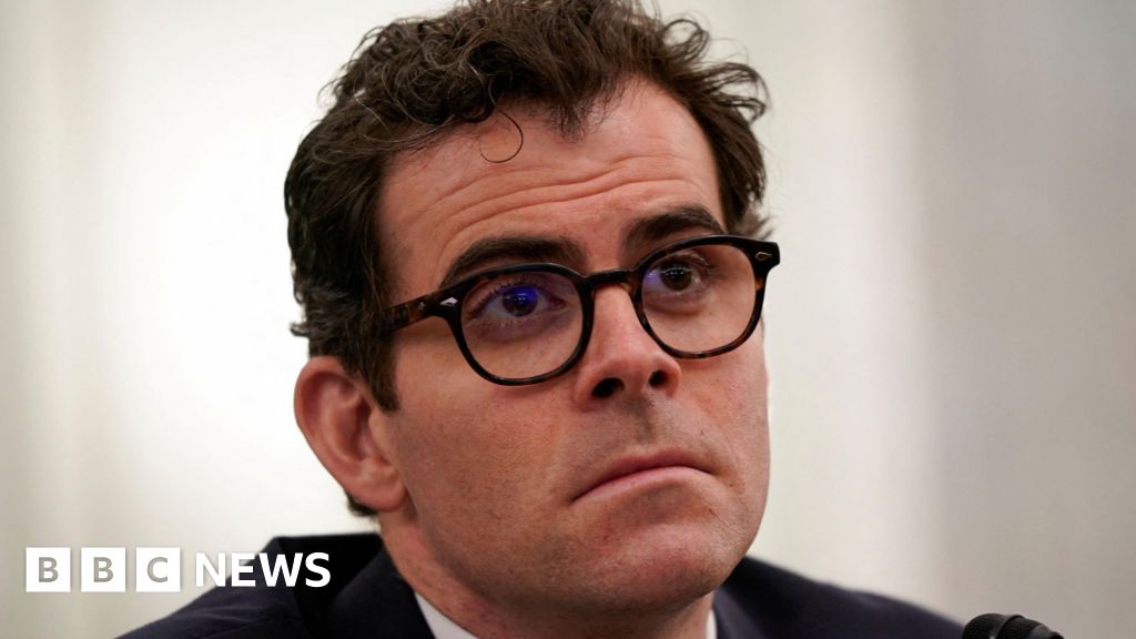 Бос Instagram: 16 годин щоденного використання – це «проблема», а не залежність