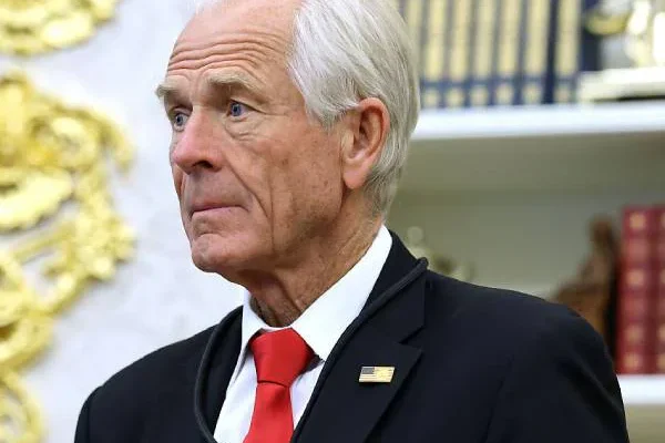 Наварро до Newsmax: EPA Climate Rellback «велика справа»